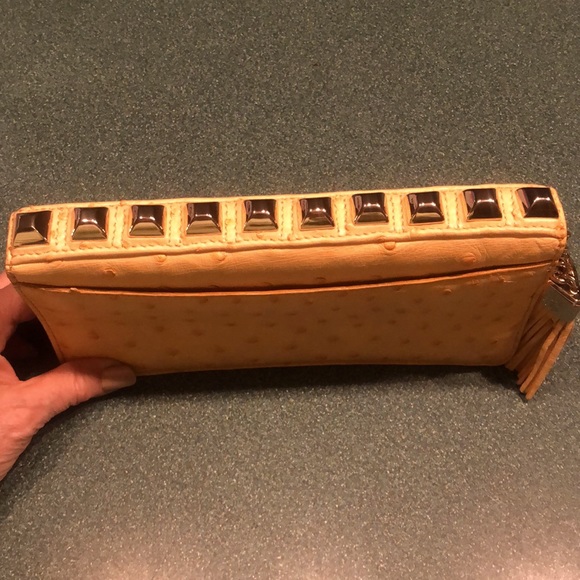 Victor Hugo clutch carre rivert 1k in yellow - Picture 5 of 6